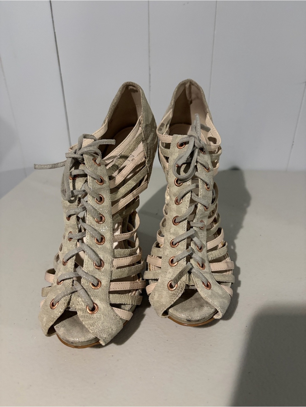 Womens Lace-Up gladiator Peep-Toe Heels in Light Taupe